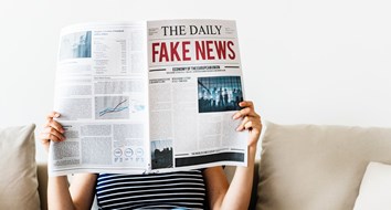 Should (Can) Fake News Be Regulated?