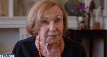 Sobreviviente del Holocausto advirtió sobre el apoyo ciego a guerra contra el COVID. No la escuchamos
